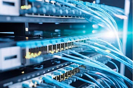 Какие угрозы несет неправильное использование сетевой инфраструктуры и как их избежать?